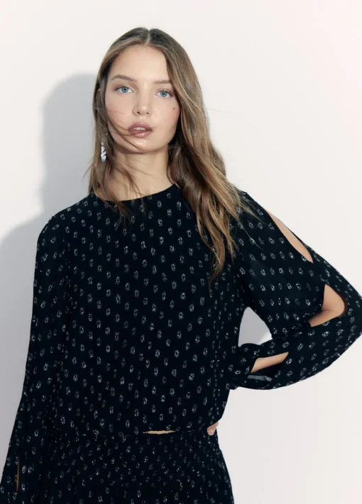 Blusa Aberturas Dobby