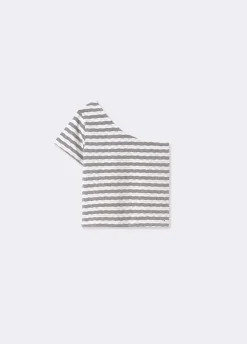 Camiseta Asimetrica Manga Volumen