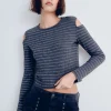 Camiseta Escote Hombros Rayas