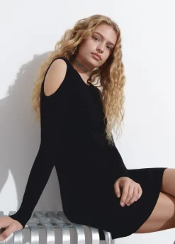 Vestido Cut Out Hombros
